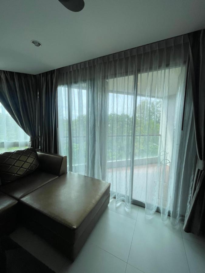 The Regent Bangtao Apartments Pantai Bang Tao Luaran gambar