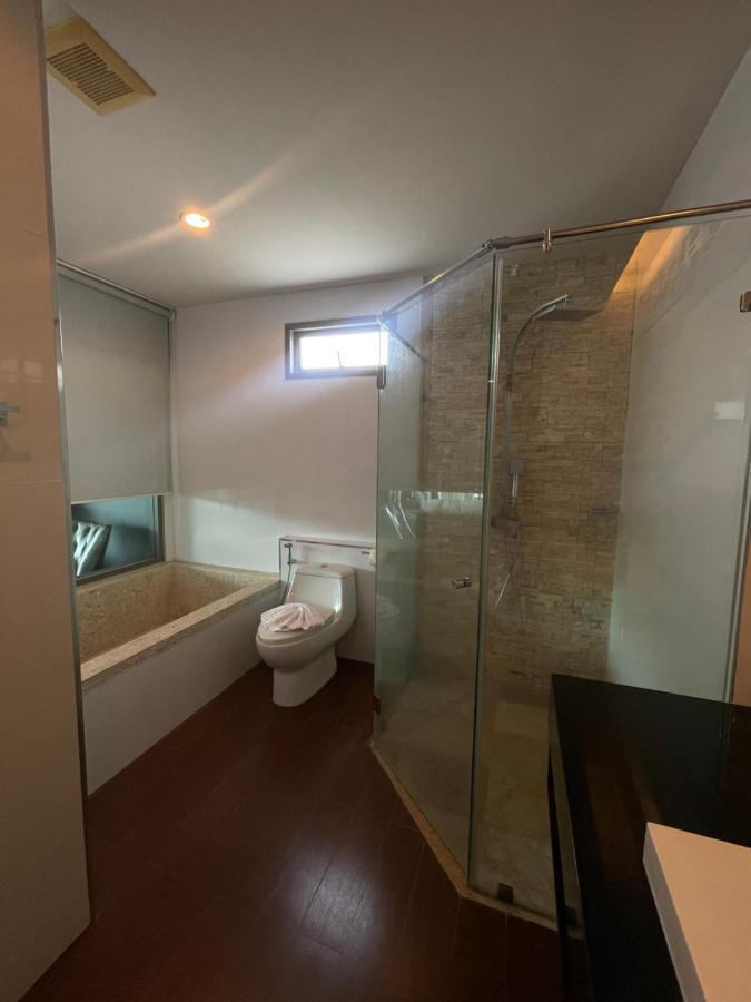 The Regent Bangtao Apartments Pantai Bang Tao Luaran gambar