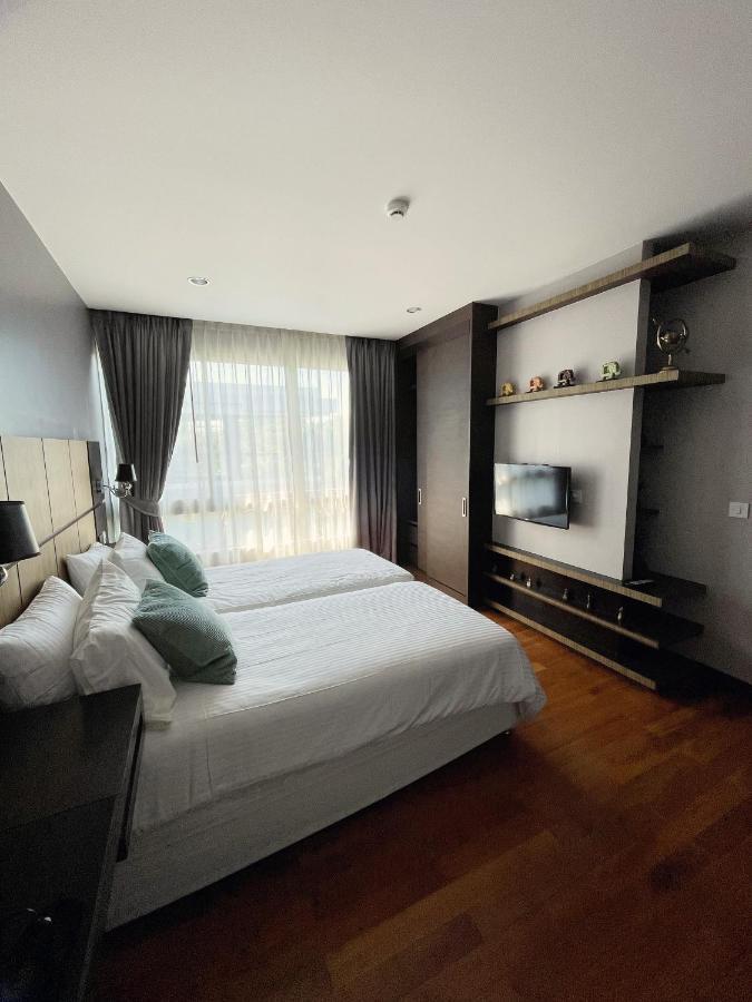 The Regent Bangtao Apartments Pantai Bang Tao Luaran gambar